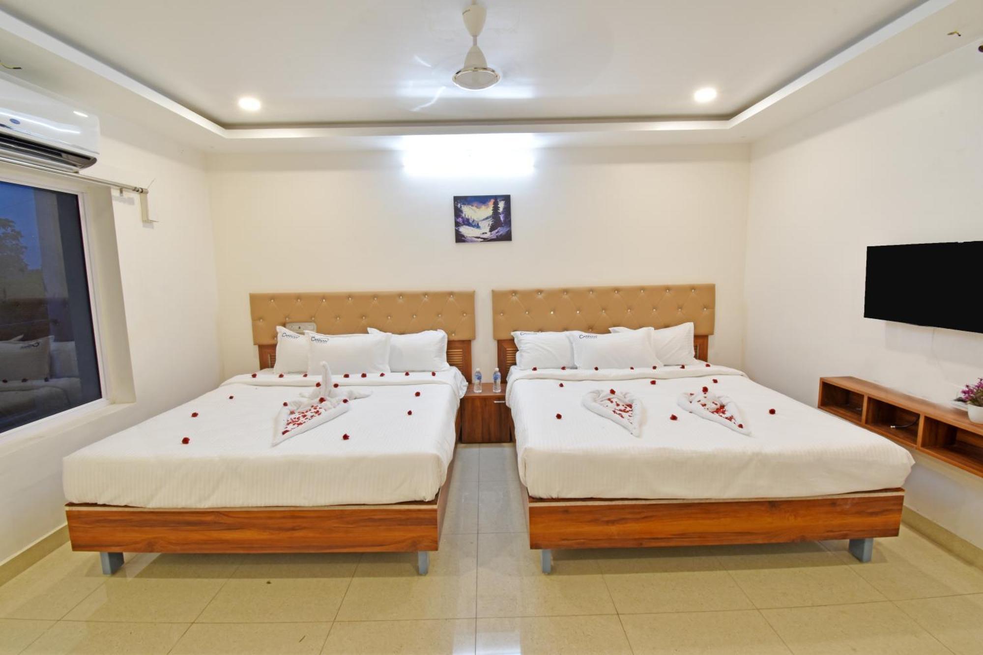 Cannan Residency Pūrnānkuppam Exteriör bild